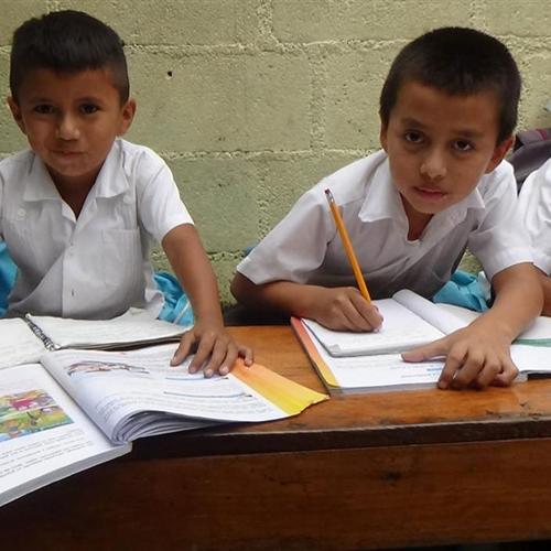 Educación integral a menores en situación de pobreza. Nicaragua
