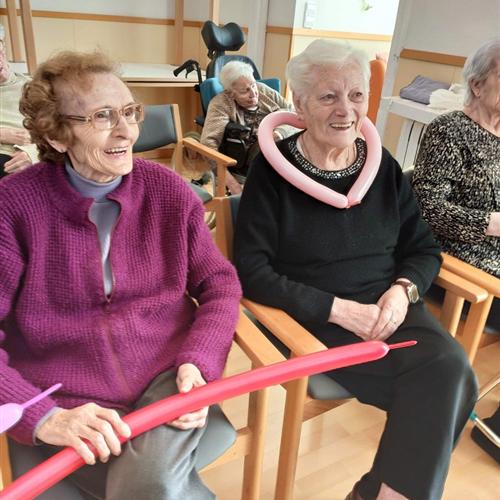 Voluntariado para realizar actividades musicales (instrumento, canto, etc...) con personas mayores